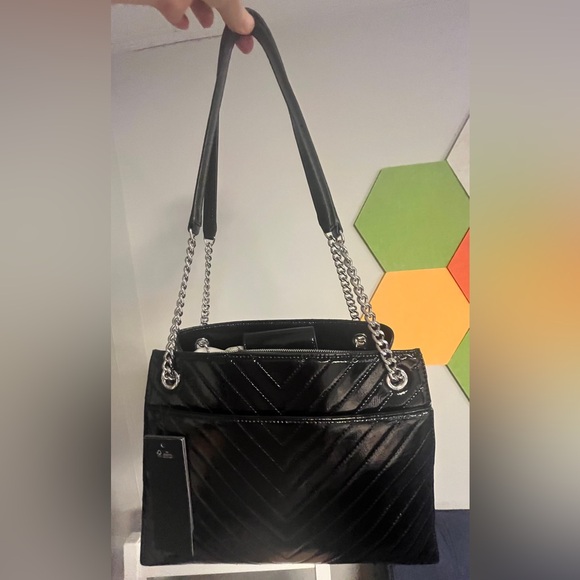 Karl Lagerfeld Black Quilted Bag - Picture 5 of 6